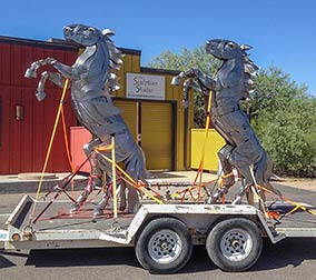 Transporting sculpture